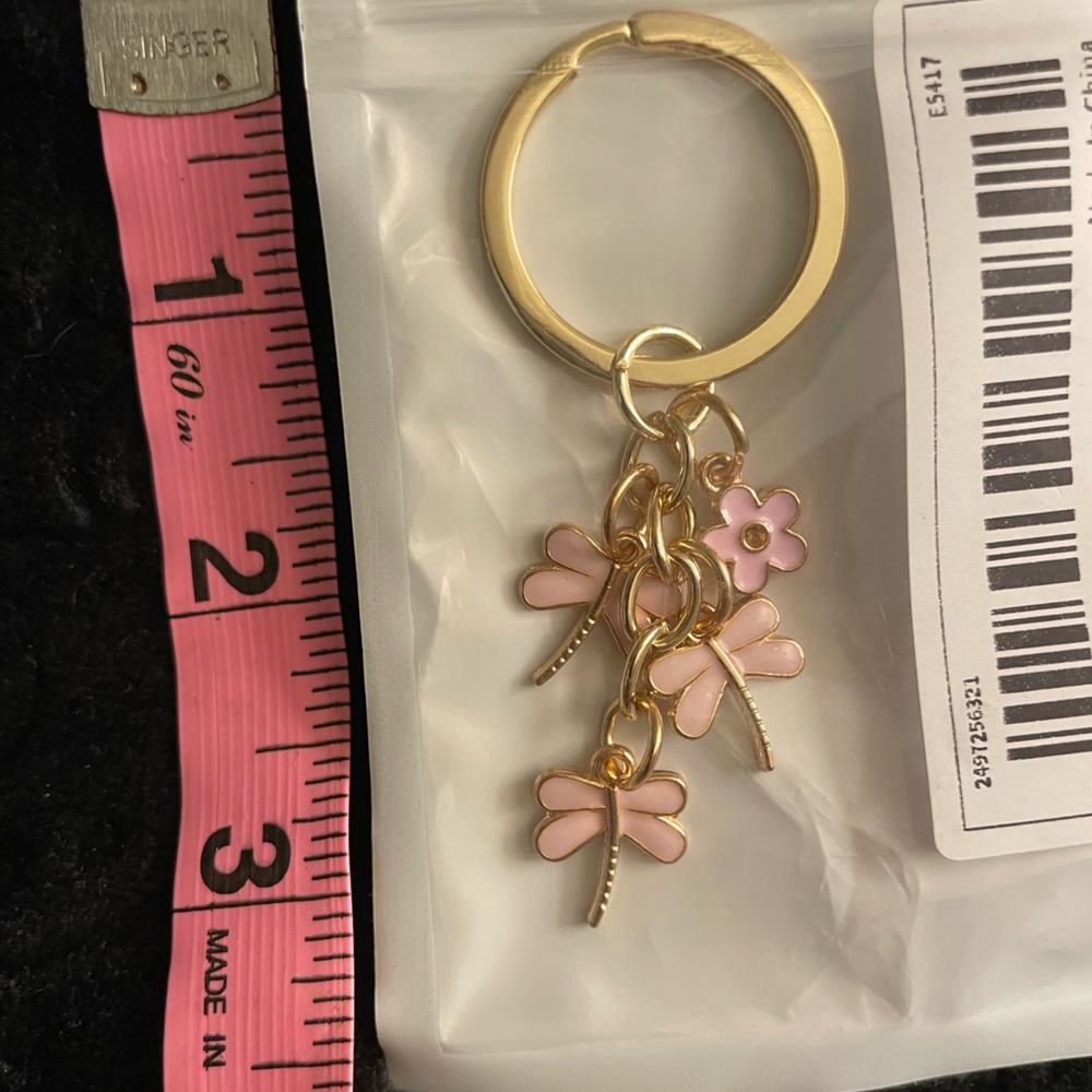 Dainty Pink Dragonfly Bag Charm/Keychain (Brand New!) 💘 - Picture 6 of 6